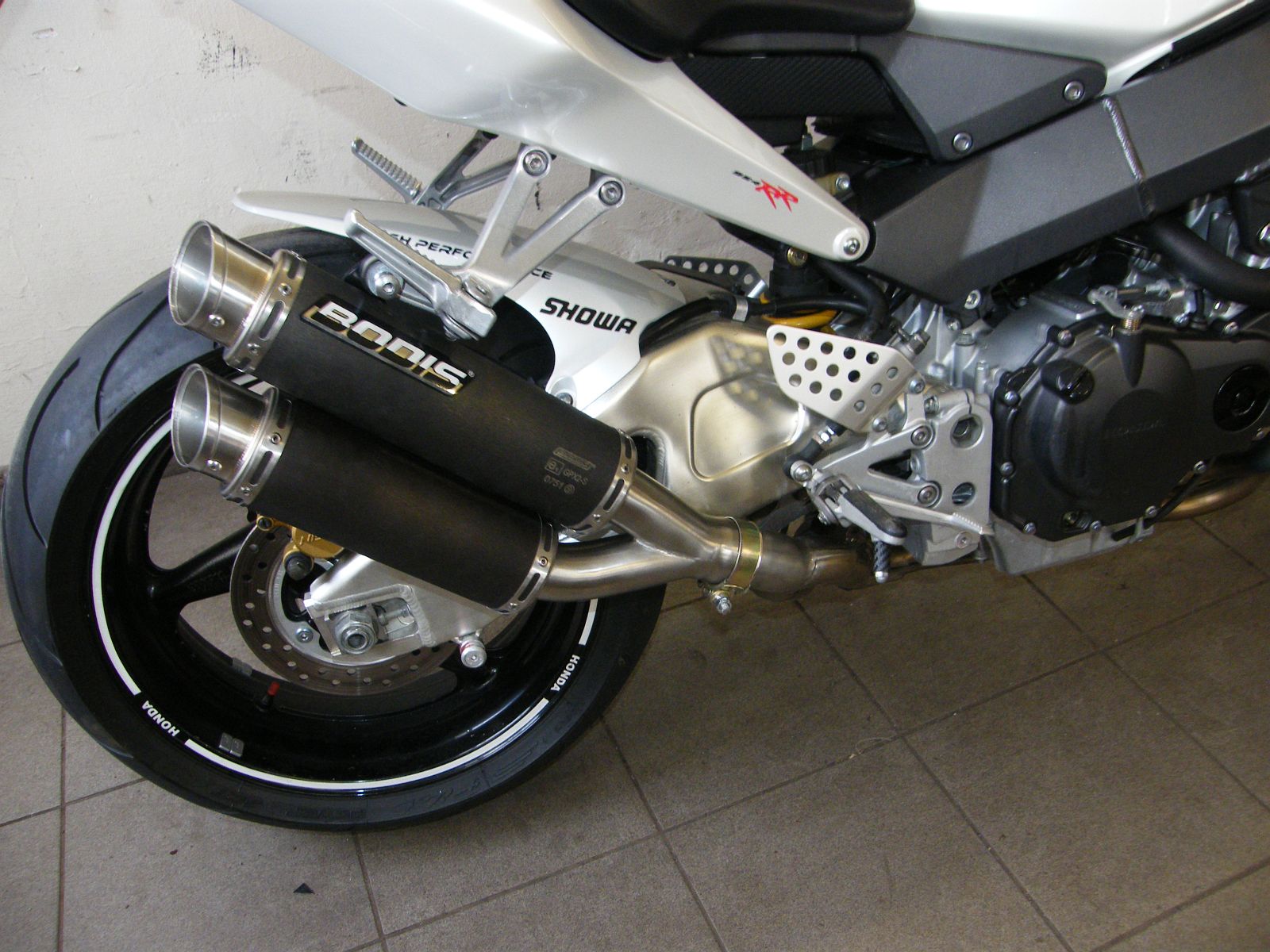Honda motorkerékpár rozsdamentes kipufogó összekötőcső gyártás