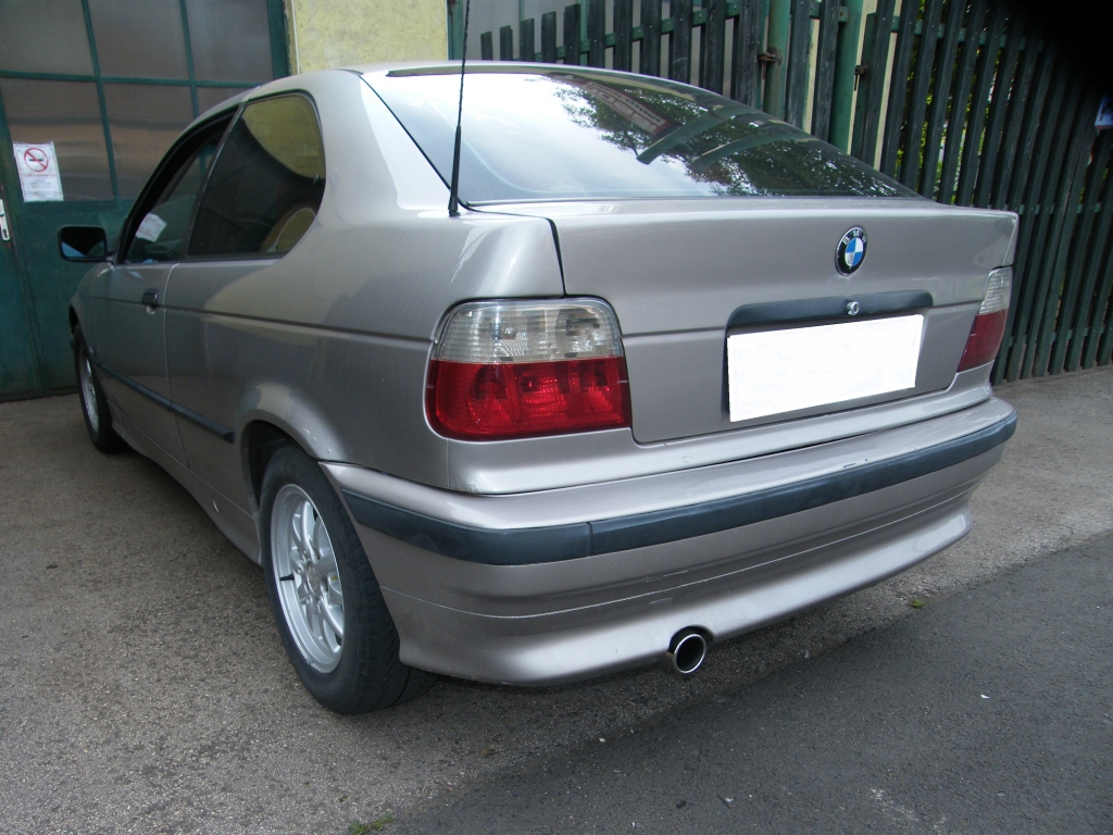 BMW E36 Compact hátsó sportkipufogó dob saválló kerek díszvéggel
