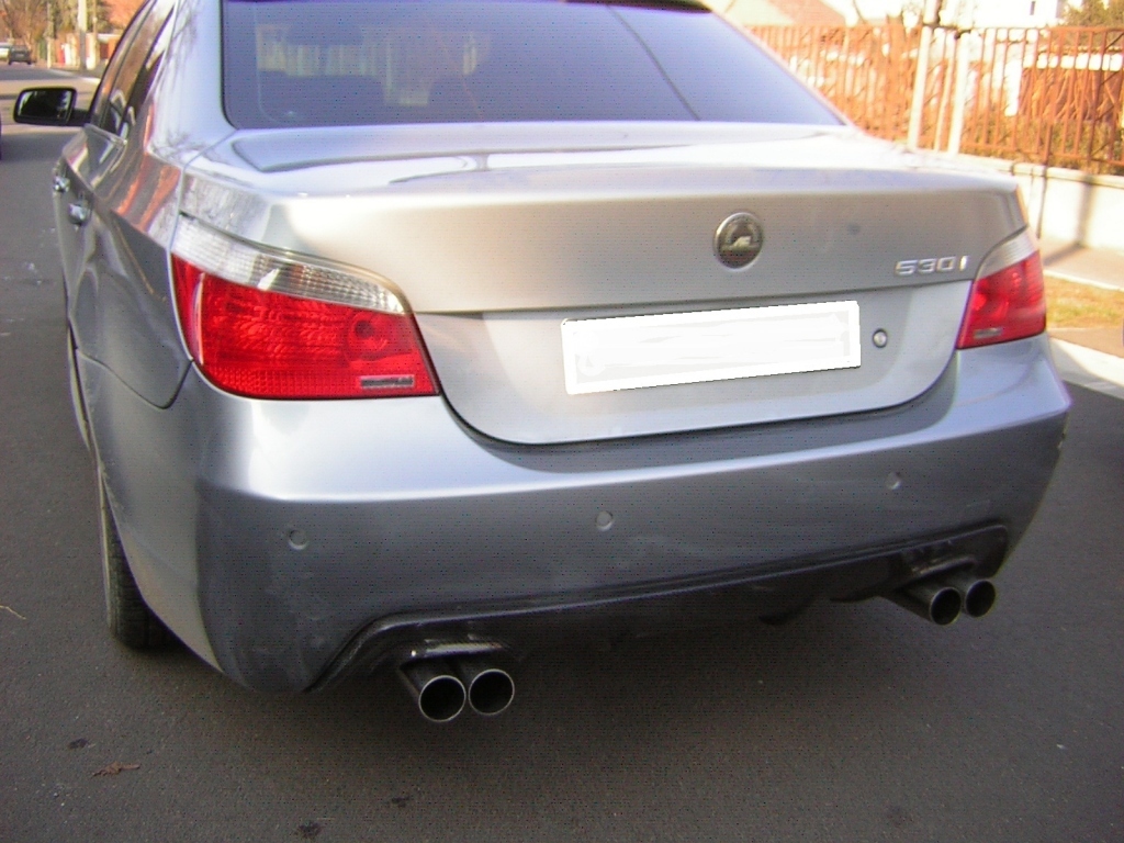 BMW E60 sportkipufogó hátsó dob két oldalt kivezetve 4db rozsdamentes kerek véggel