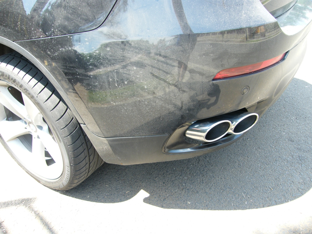 BMW X6 bal hátsó kipufogó cső rozsdamentes dupla kerek díszvéggel